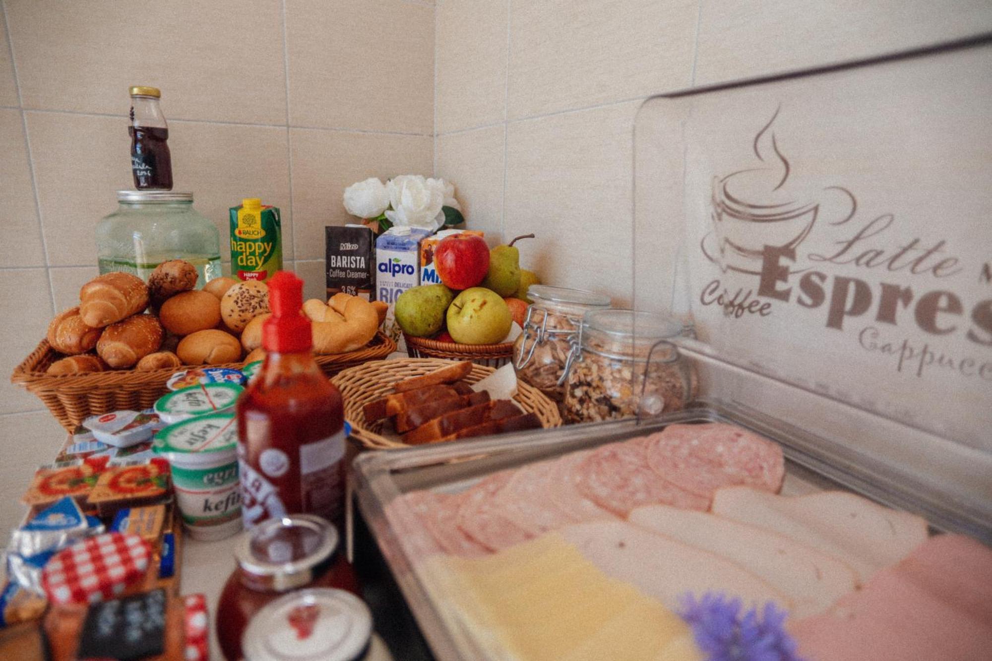 Megnyugtat-Lak Apartmanhaz Demjén Exterior foto